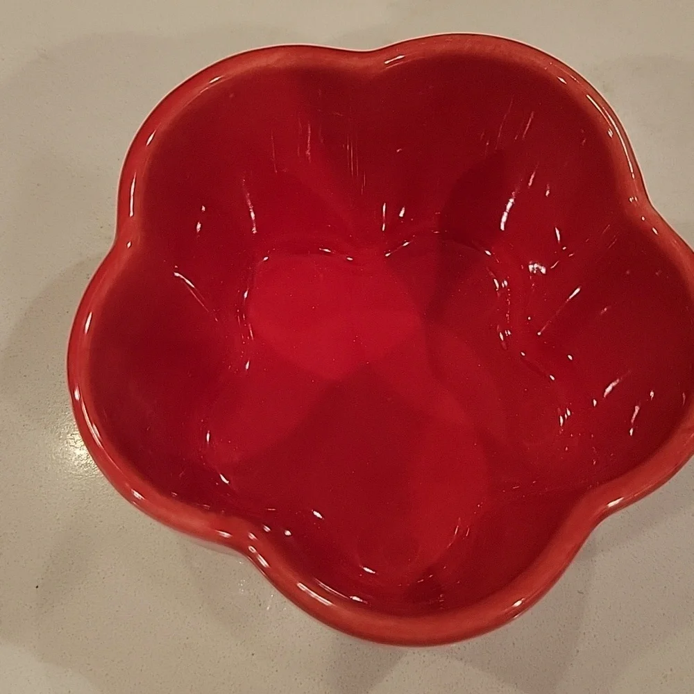 Le Creuset Cerise Red Retired Flower Cocotte